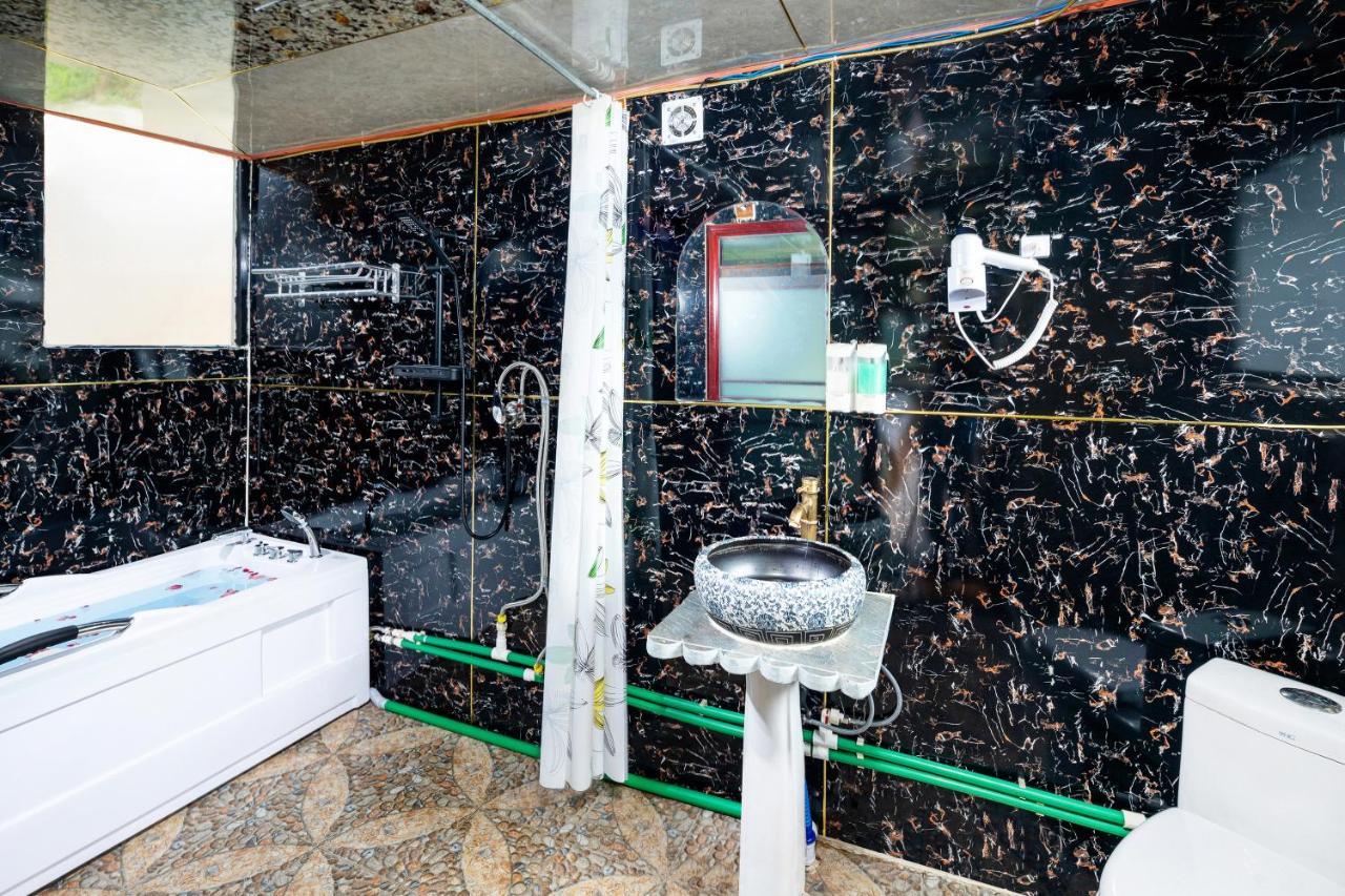 Вілла 龙胜馨嘉源饭店 Екстер'єр фото